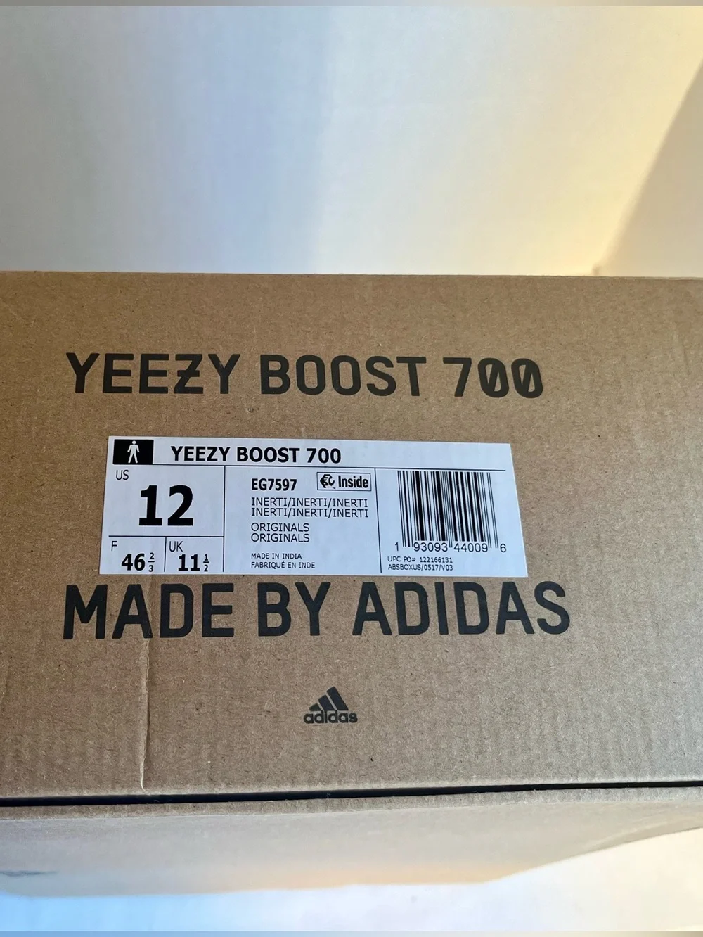 MEN'S 2019 ADIDAS YEEZY BOOST 700 RUNNING SNEAKERS (INERTIA) (SIZE 12) EXCELLENT